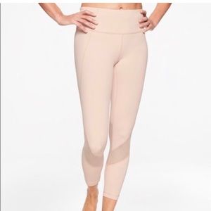 •Athleta• like new Eclipse 7/8 Leggings size Medium
